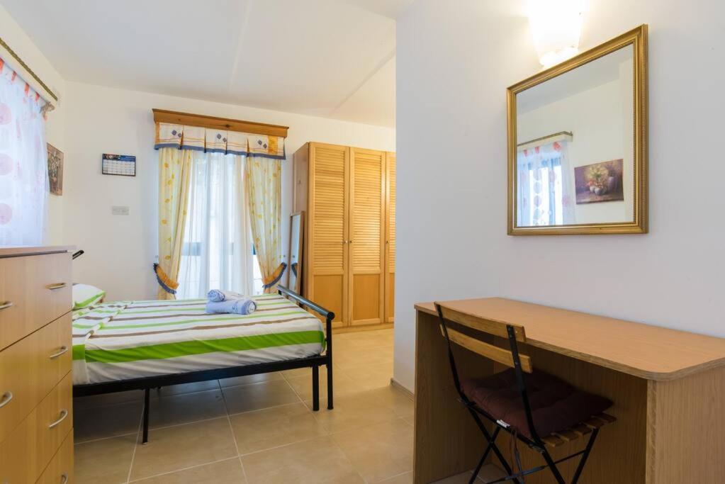 Spacious, Modern Near Andclose To St. Julians Apartment Naxxar
